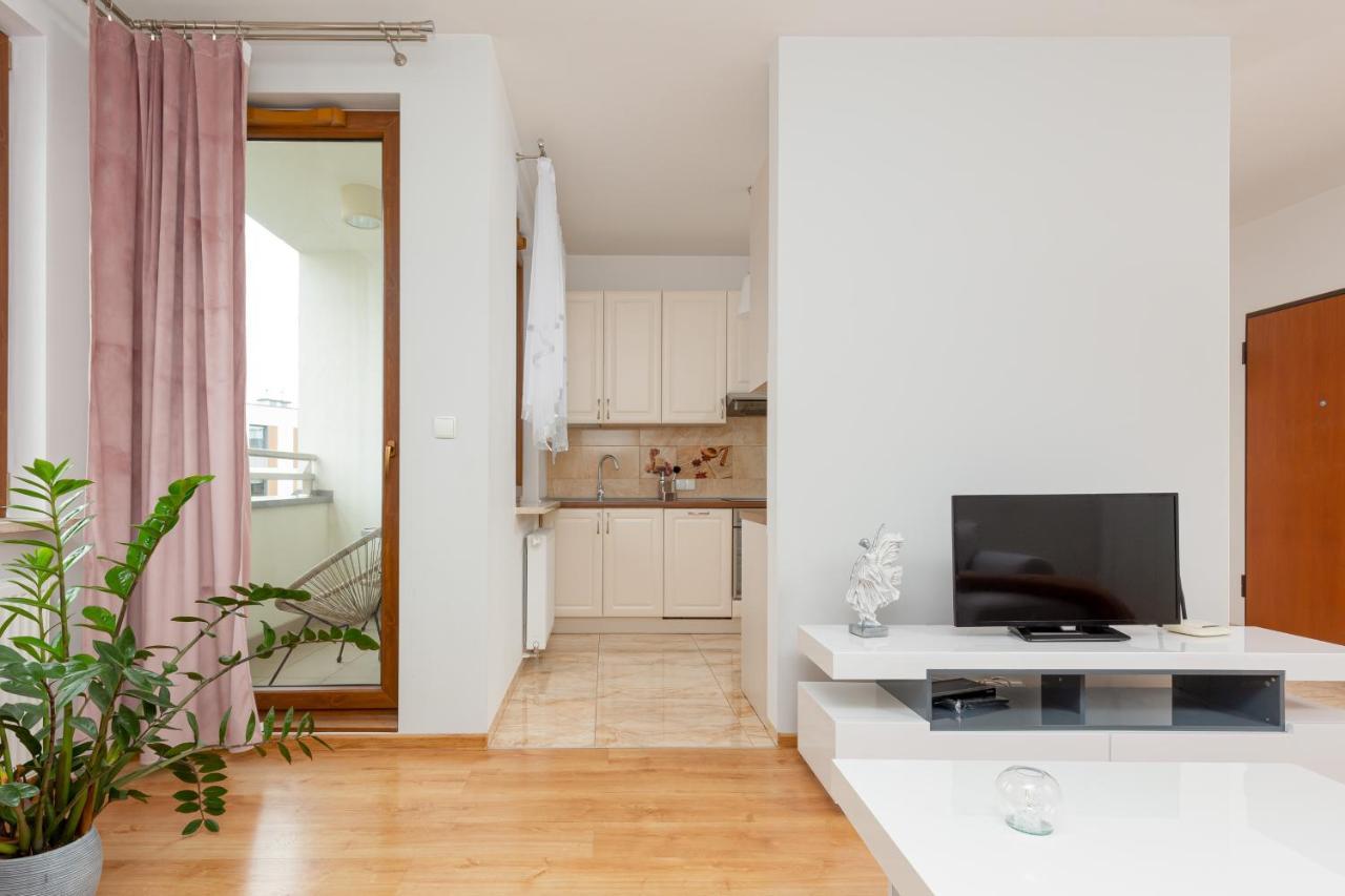 Apartament Na Woli Sowinskiego By Noclegi Renters Warsaw Exterior photo