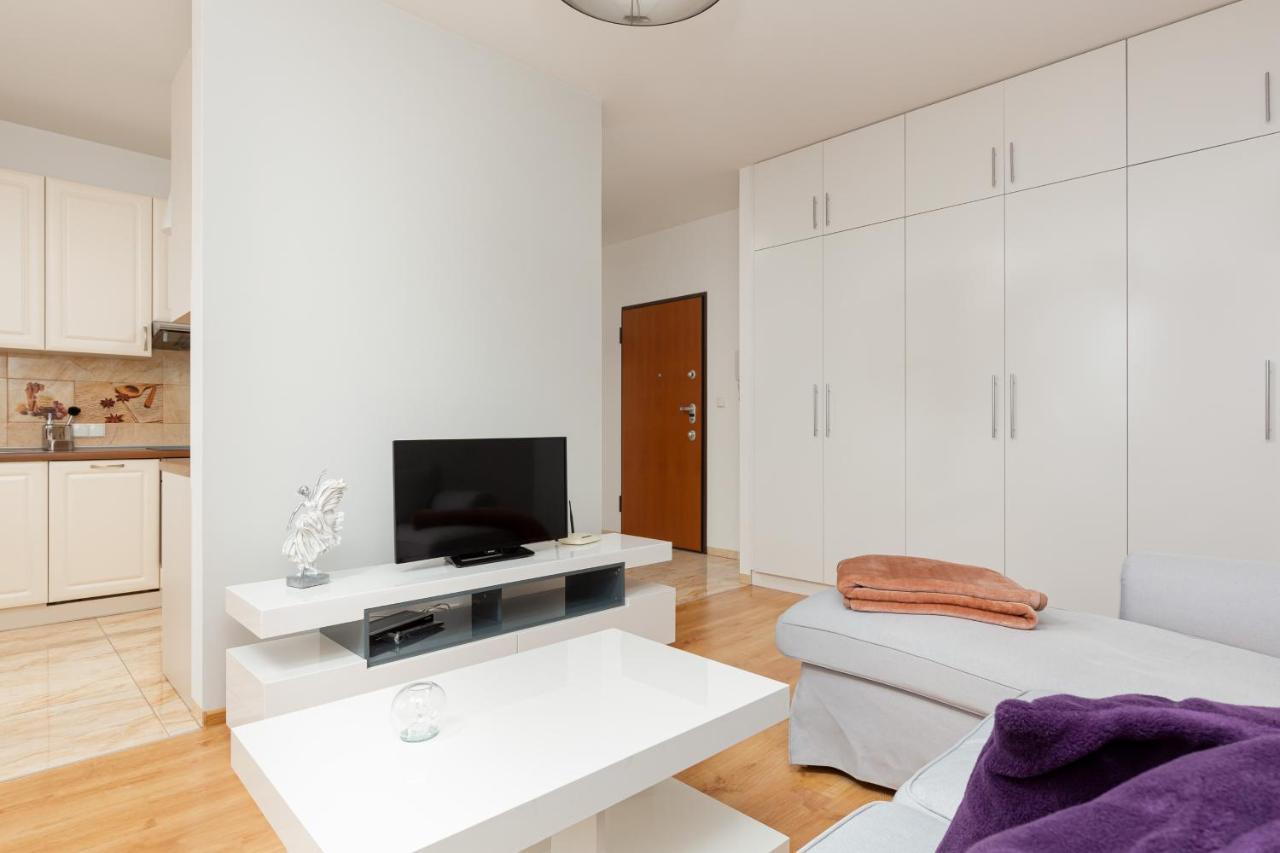 Apartament Na Woli Sowinskiego By Noclegi Renters Warsaw Exterior photo